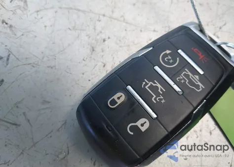 2019 Ram 1500 Limited 4X4 5'7 Box z USA, uszkodzony, nr VIN 1C6SRFHT1KN673778